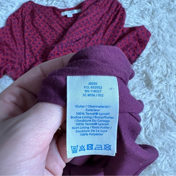 Boden Midi Dress in Red with Elegant Pattern - Picture 6 of 8